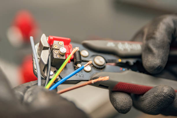 Best Electrical Installation Contractor  in Lake Winnebago, MO