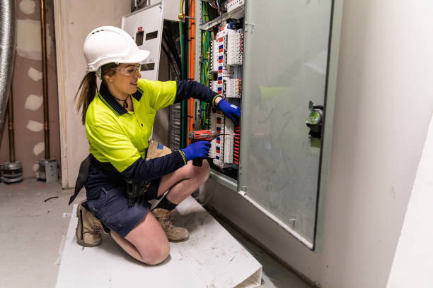 Best Electrical Outlet Repair  in Lake Winnebago, MO